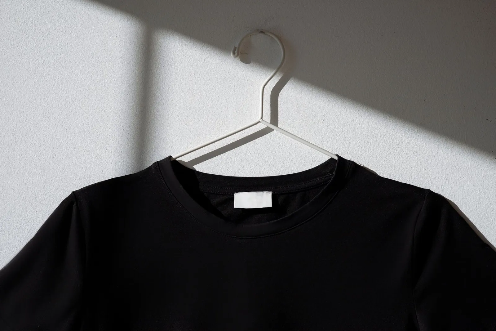 OBSIDIAN HEAVYWEIGHT TEE